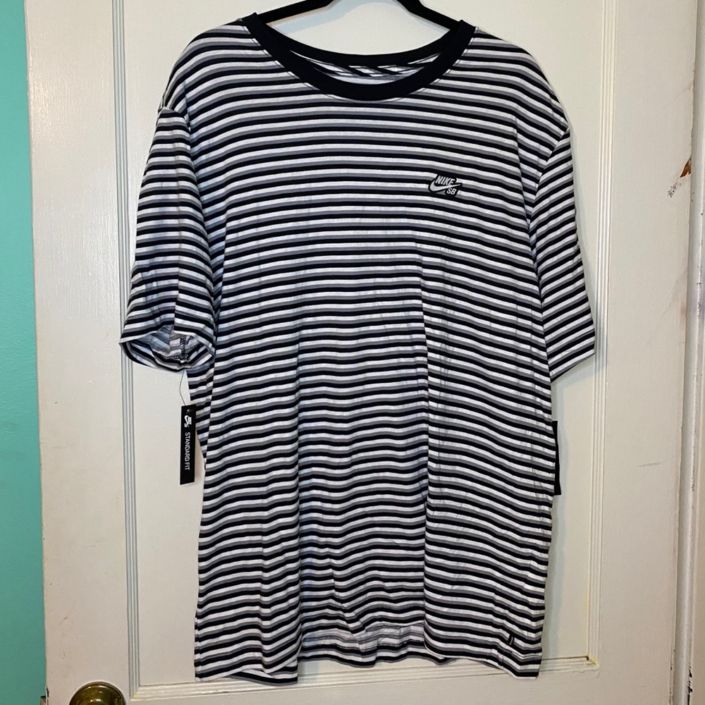 NWT Nike SB T-Shirt